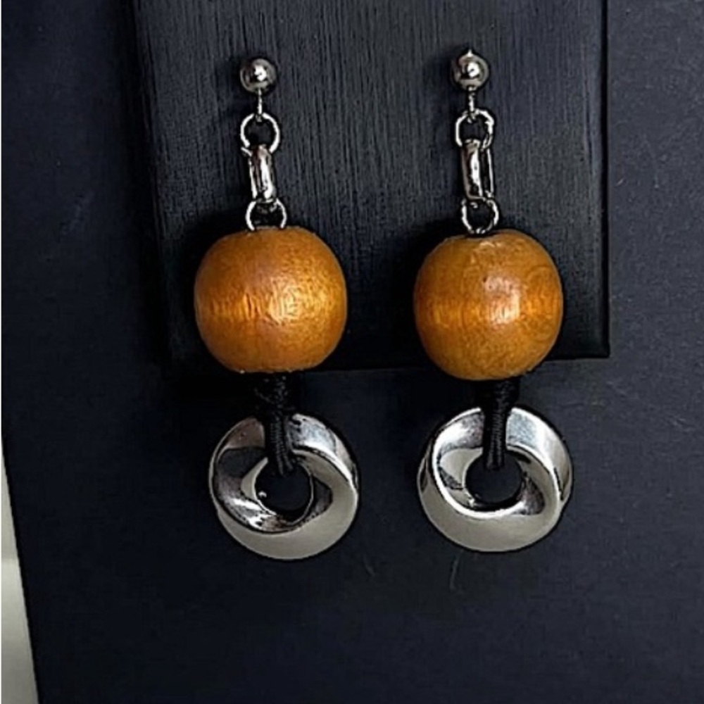 Wood Bead Pendant Necklace and Earrings